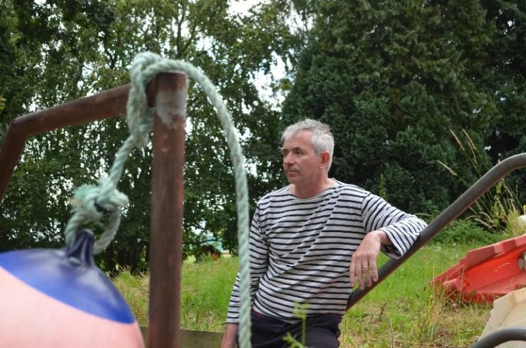 Tony directing The Teignmouth Seacycle